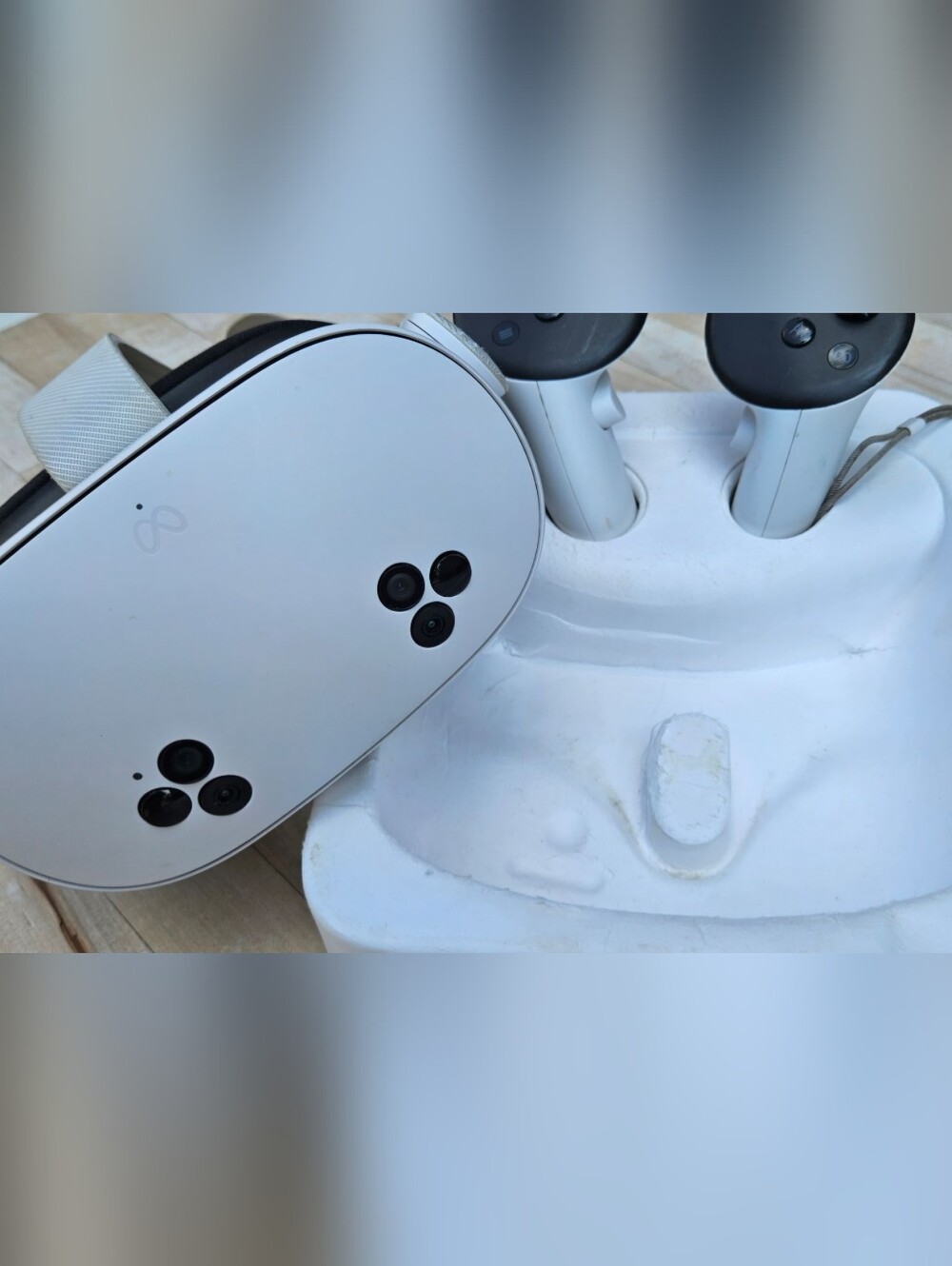 Meta Quest 3S VR headset With Controllers